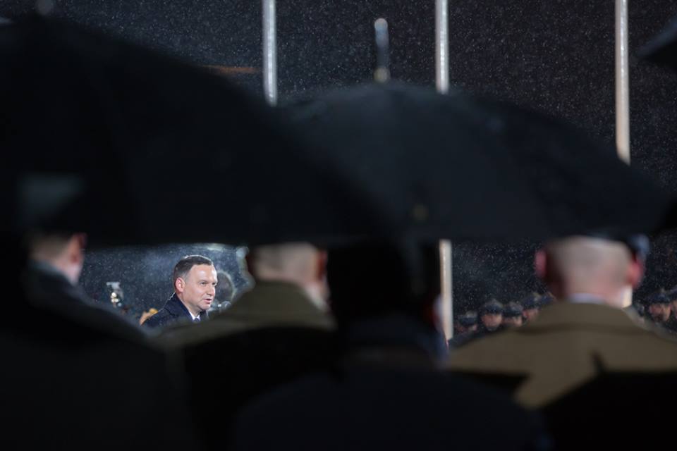 Prokuratura zajmie się komentarzami na profilu KOD-u