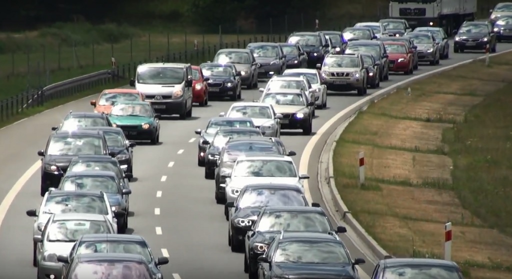 Służby biją na alarm do polskich kierowców! Dzisiaj będzie wyjątkowo niebezpiecznie