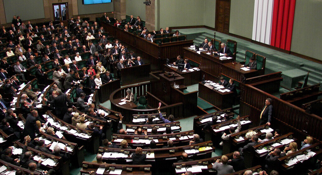 Sejm zamarł! PiS przyznał, że zrealizował obietnicę rządu Tuska