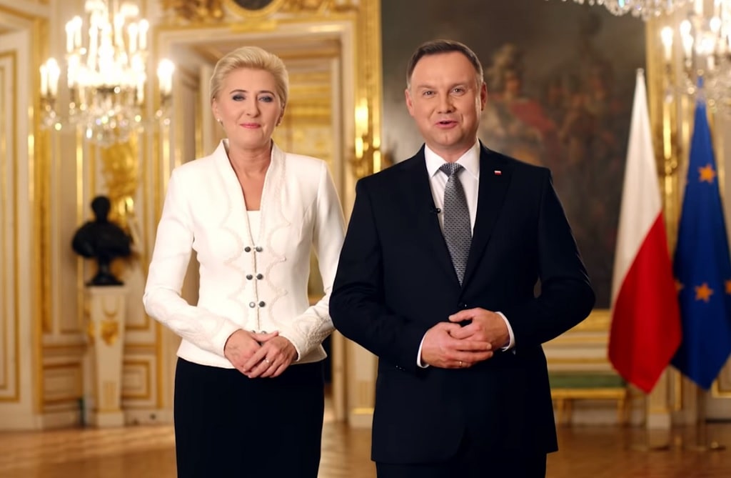 Ten jeden szczegół zdradza CAŁĄ prawdę o małżeństwie Agaty Dudy. Jesteśmy w szoku!