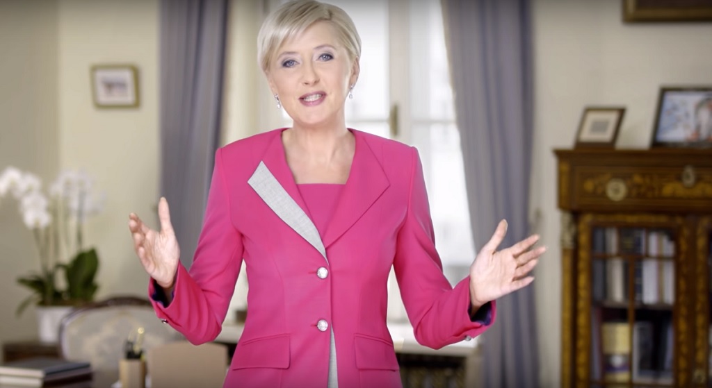 W co ona się ubrała?! Agata Duda szokuje strojem