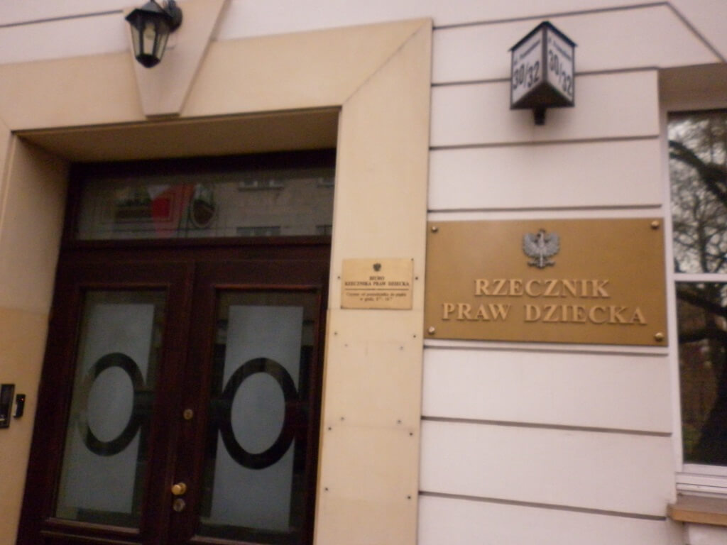 Kim jest nowy Rzecznik Praw Dziecka? Ukończył prawo kanoniczne, chce kar dla 10-latków
