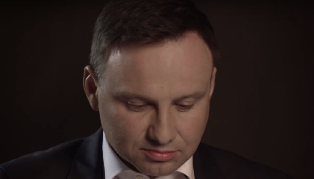 Polacy mają dość Dudy. Chcą zmian i wytykają mu błędy