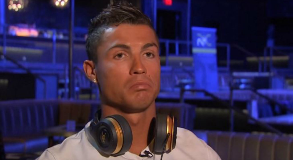 Ronaldo uciekł przed sądem. Teraz mu nie odpuszczą