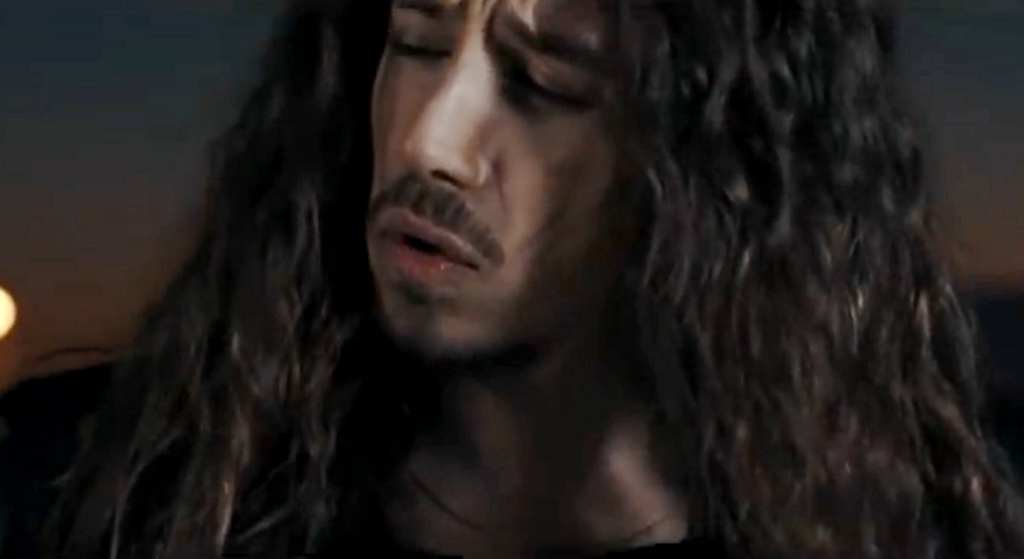 Michał Szpak nie potrafił ukryć wzruszenia. Rozkleił się przed dziesiątkami tysięcy fanów