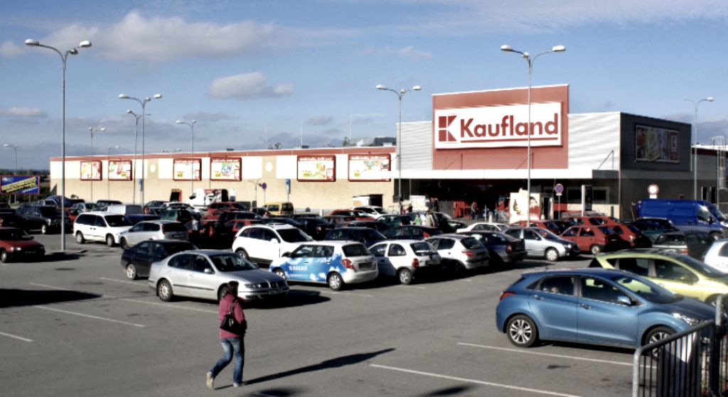 Kaufland splunął w twarz legendarnego twórcy żywności! Klienci nie mogą uwierzyć, to koniec