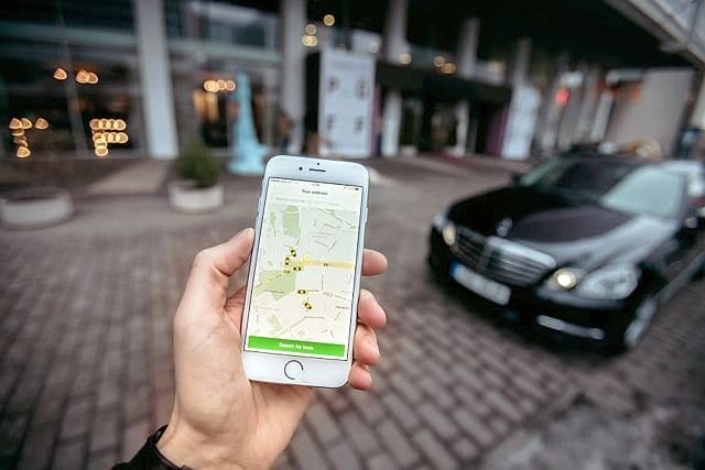 Taxify: Co to? Jak działa? Cennik