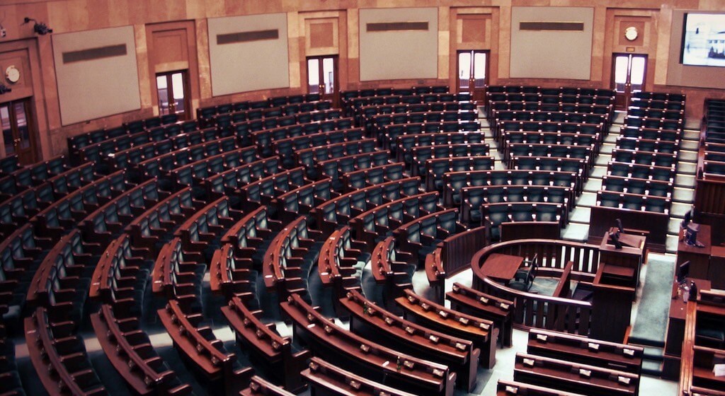 Horror w domu czołowego posła PiS! Dźgnął go nożem?
