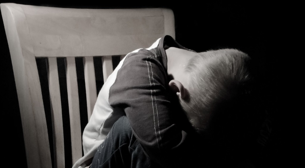 Kuba ma 9 lat i chce tylko miłości. "Mama mnie nie kocha"