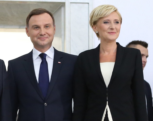 Prezydent podpisał nowelizację zakazującą odbierania dzieci z powodu biedy