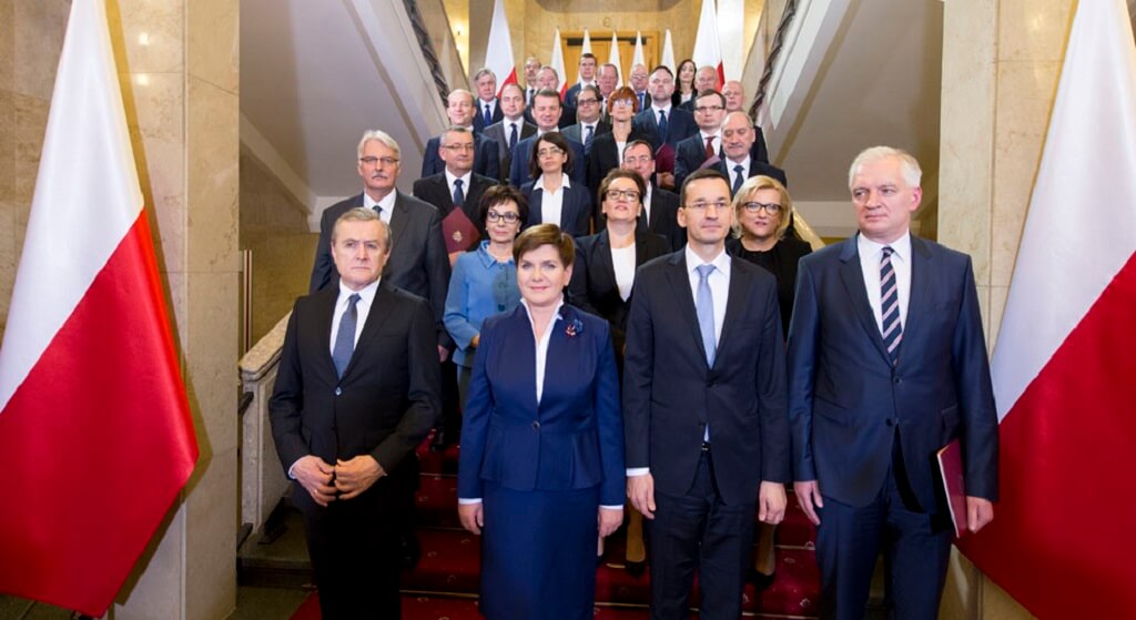 Miał być przełom, jest rozczarowanie. Głośny projekt PiS trafia do kosza