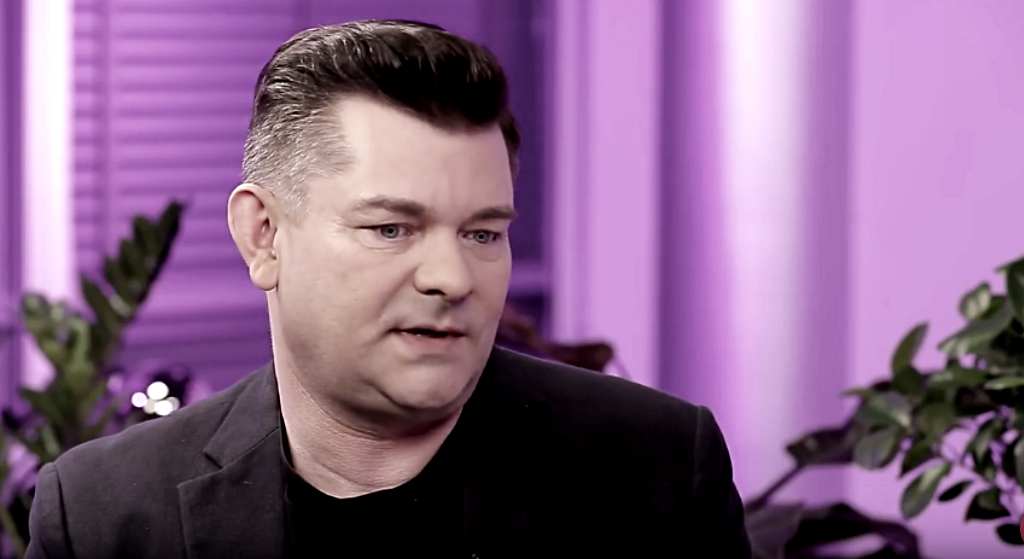 Fani Zenka Martyniuka we łzach! Napływają smutne informacje