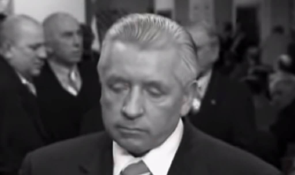 Widok grobu Andrzeja Leppera rozrywa serce!