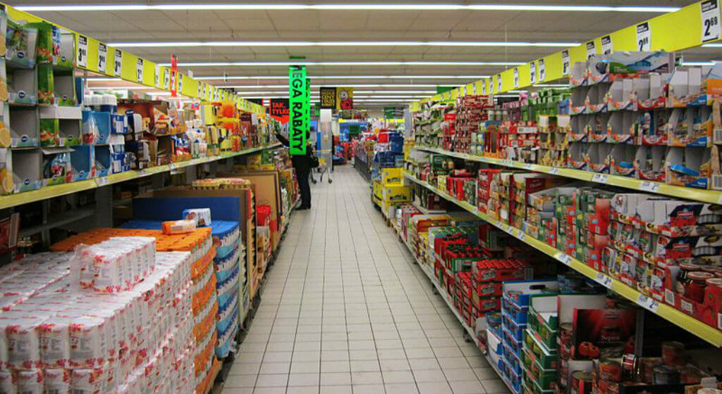 Niewiarygodne! Biedronka rozbiła konkurencję w pył, Lidl zmiażdzony