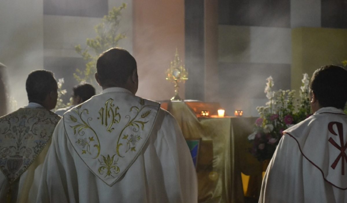 16-latek sprzeciwił się pedofilii w Kościele. Teraz PiS postara się zniszczyć mu życie