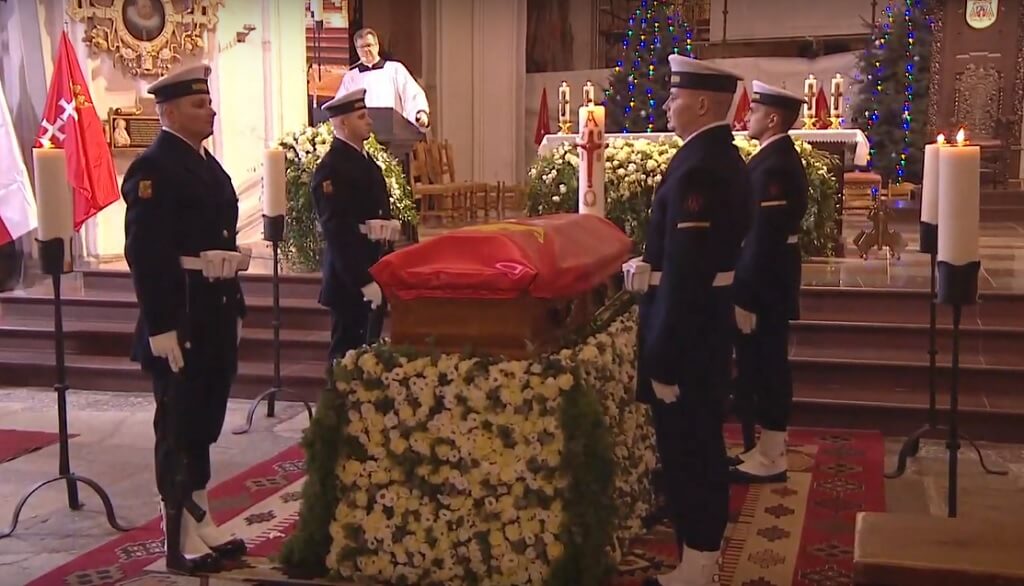 Nawet na pogrzebie prezydenta Gdańska niesiona jest pomoc. Wzruszający gest