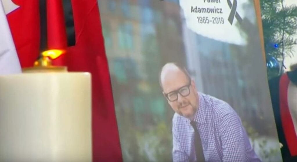 Dzień po pogrzebie Adamowicza nasi politycy zdeptali jego pamięć i słowa. W studiu TVN