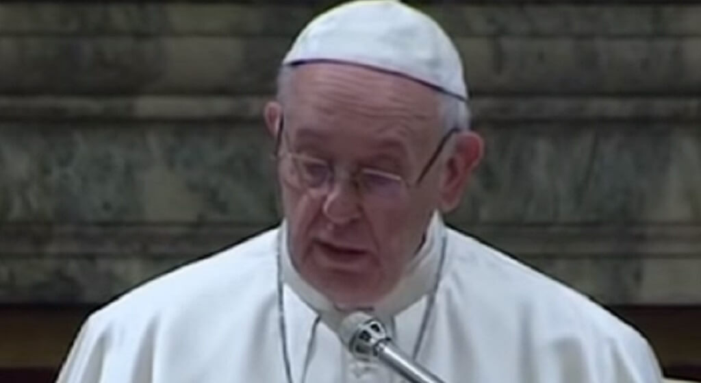 Katolicy są wściekli. Papież Franciszek ogłosił coś przełomowego