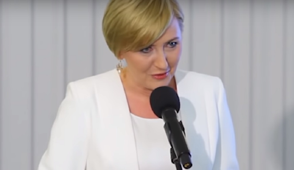 Agata Duda się doigrała. Polacy mówią stanowcze "nie"
