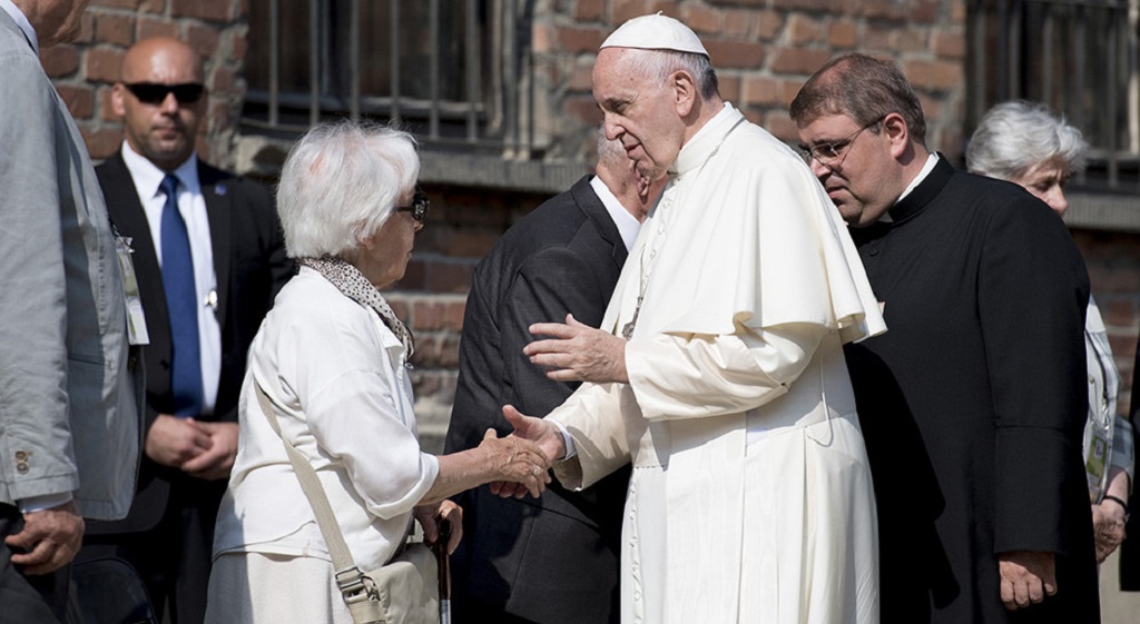 Papież Franciszek dokonał REWOLUCJI! Kościół zmienia się na naszych oczach