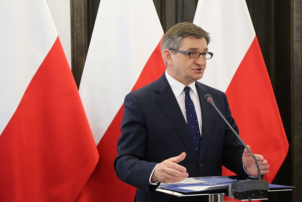 Marszałek Sejmu ma nowe hobby. Kosztuje nas setki tysięcy złotych