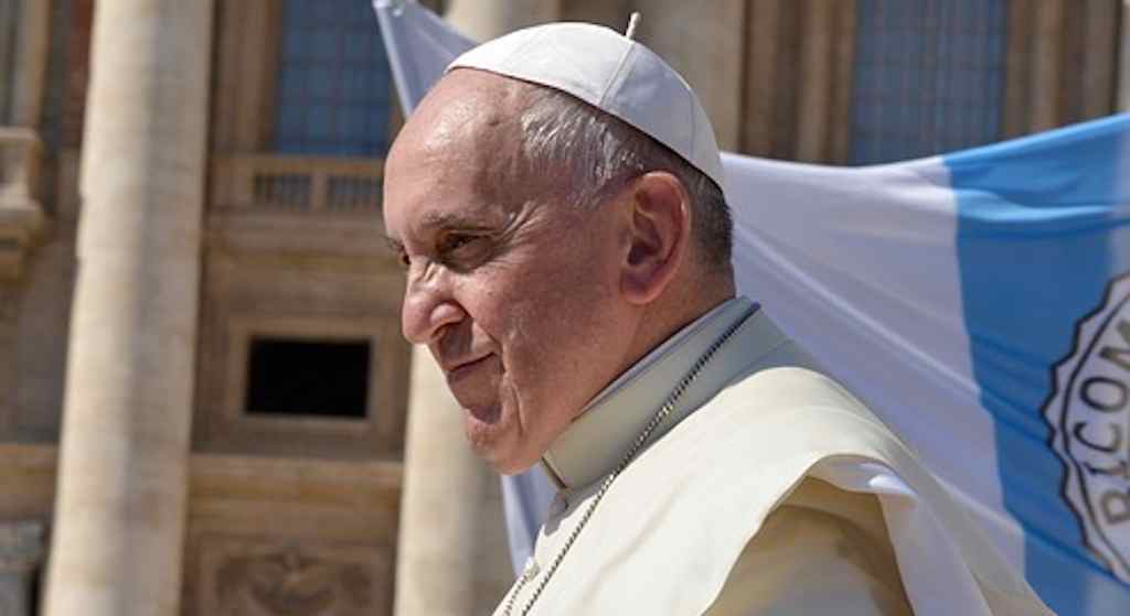 Niesamowite zdjęcie z papieżem Franciszkiem. Nie potrzeba słów by je opisać