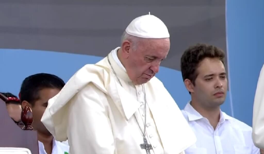 Mocne słowa Franciszka do wiernych. "Takie myślenie to herezja"