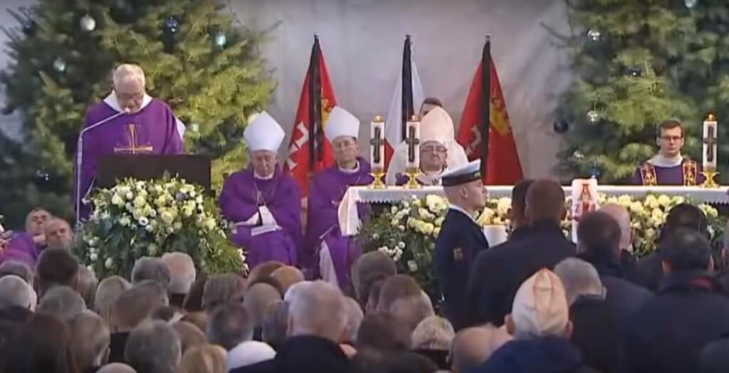Duchowny w ostrych słowach o polskich politykach. "Zachowują się jak margines społeczny"