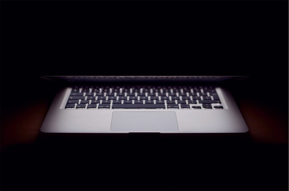 Rząd będzie mógł blokować strony internetowe bez zgody sądu. "To otwarcie puszki Pandory"