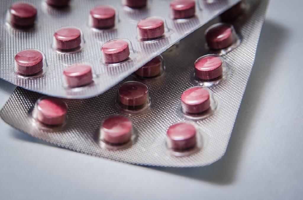 Wycofują z aptek popularne leki na nadciśnienie. Zanieczyszczenie niebezpieczną substancją