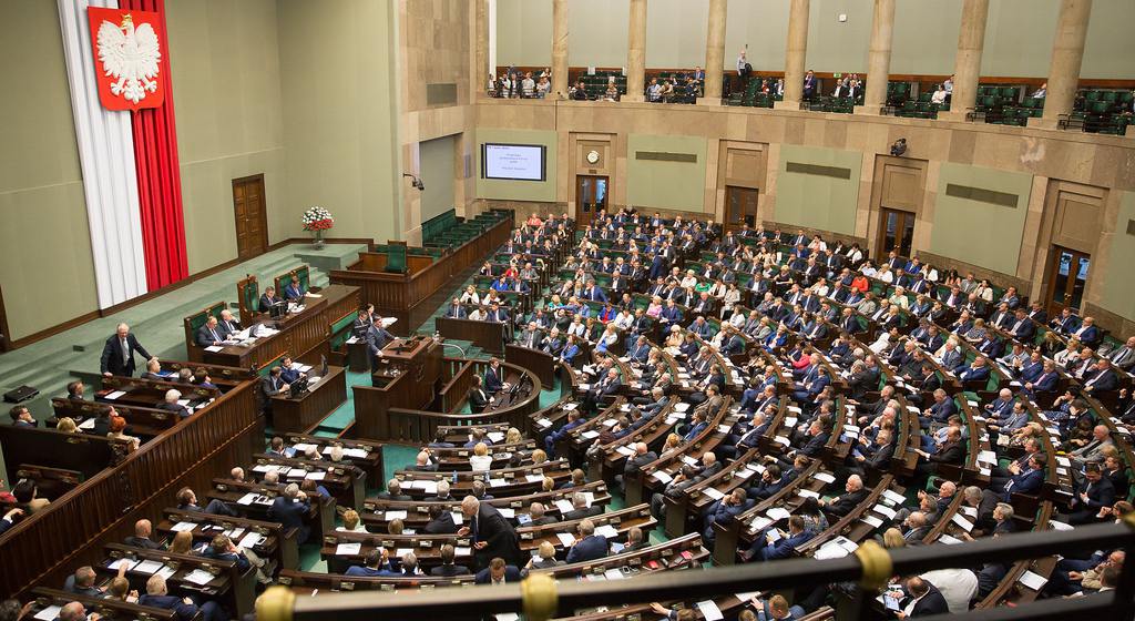 Nowa afera podsłuchowa w Sejmie! Posłowie opozycji nagrywani mikrokamerami