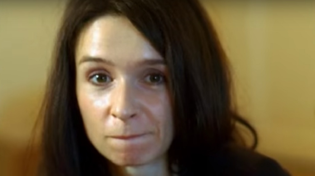 Córka Kaczyńskiej szaleje w szkolnej toalecie. Internauci zaskoczeni