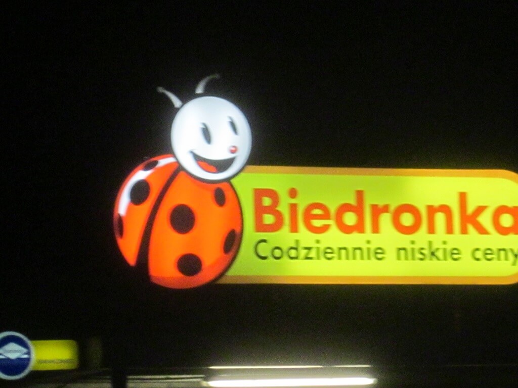 Zdruzgotany klient wywołał ogólnopolską aferę. "Biedronka robi ze mnie głupka, sprzedali mi złom"