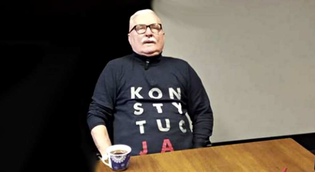 Lech Wałęsa z dumą pokazał niecodzienną kolekcję. Kaczyński nie będzie zachwycony
