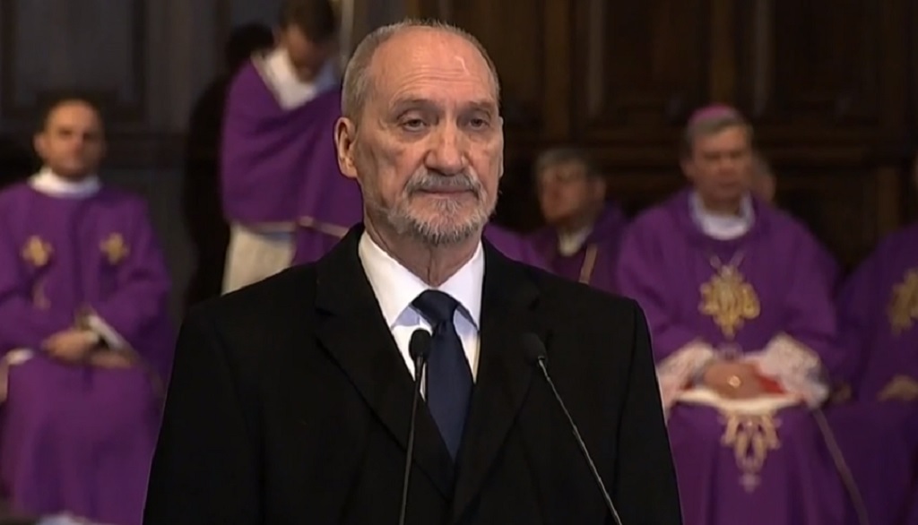 Pogrzeb Olszewskiego. Trudno uwierzyć, w to co powiedział Macierewicz