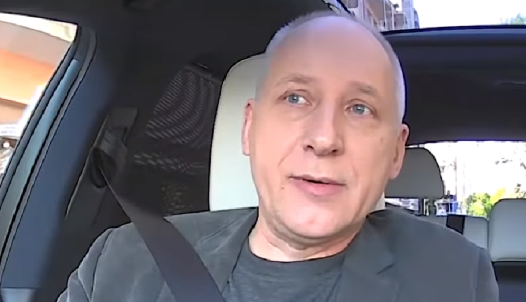 Dramat Kuby Sienkiewicza z "Elektrycznych Gitar". Własna rodzina chce go wyrzucić z domu