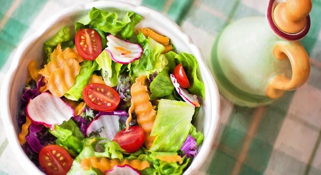 Chcesz przejść na dietę? Podajemy 10 zasad mądrego odchudzania