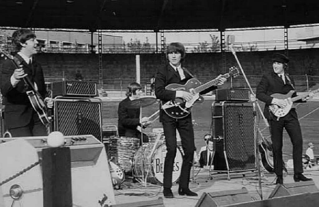 Znak czasów. Polscy licealiści już nie wiedzą kto to Led Zeppelin i Beatlesi
