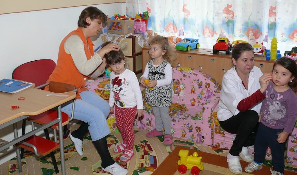 Ile zarabia przedszkolanka w prywatnym przedszkolu? Lepiej niż w państwowym
