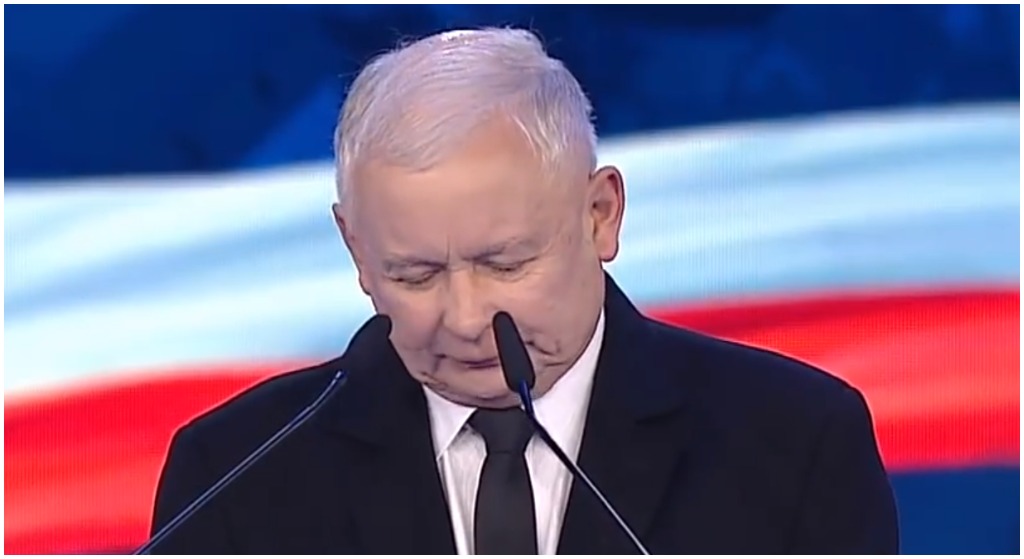 To dlatego Kaczyński wysyła swoich ludzi do Brukseli? "Wielka ucieczka"
