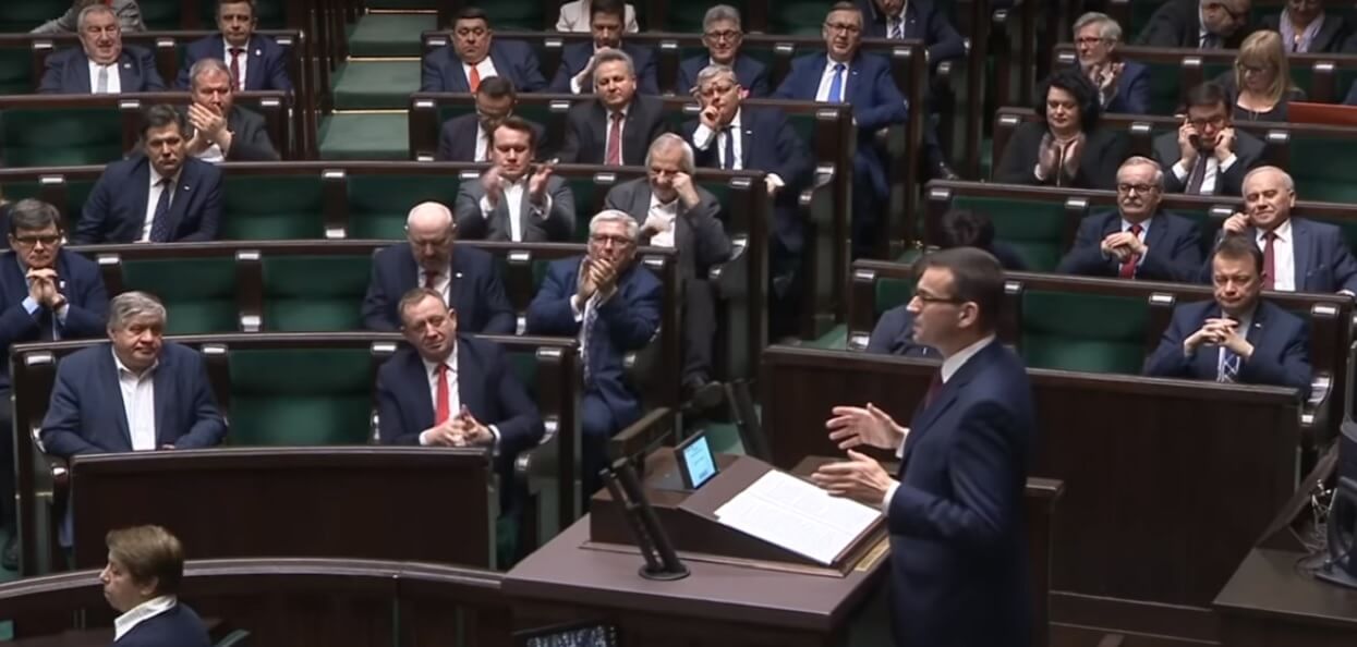 Pół roku temu PiS ogłosił program za 100 mld złotych. Okazał się totalną klapą