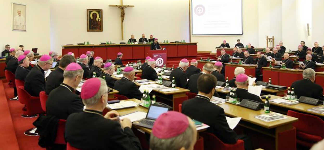 Episkopat reaguje na raport o pedofilii. Kuriozalne i absurdalne tłumaczenie