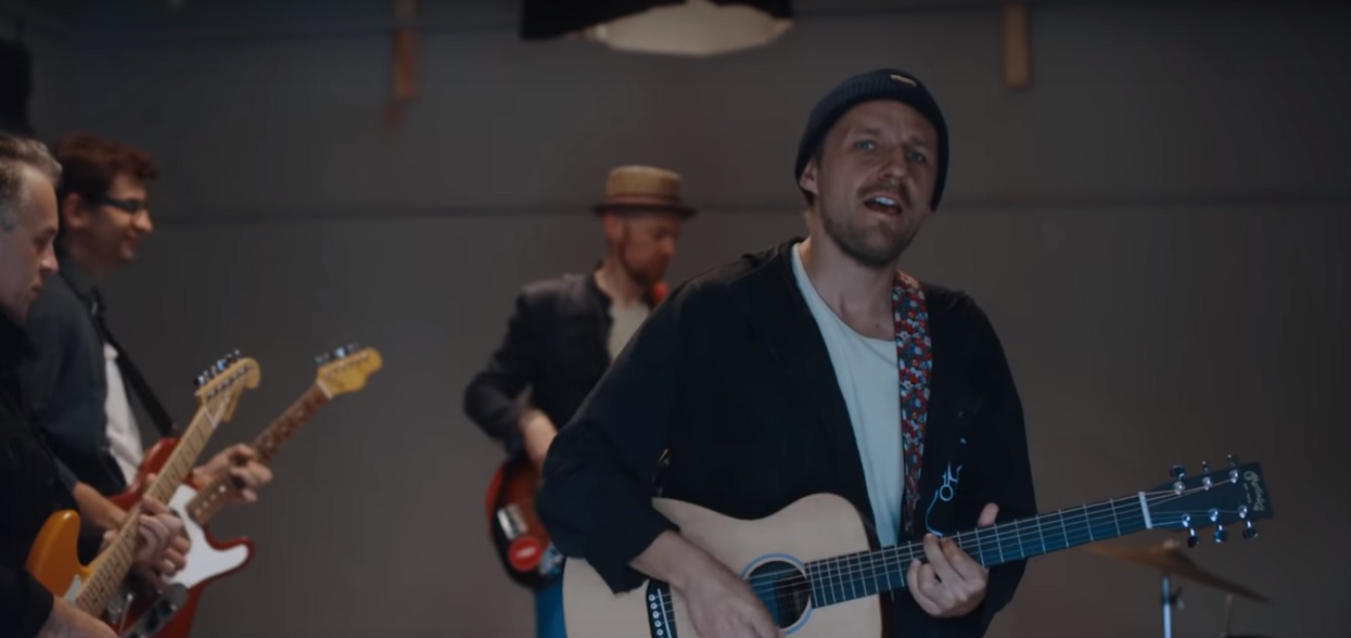 Kosmiczna petarda! Hit Domagały "Weź nie pytaj" w wersji disco polo