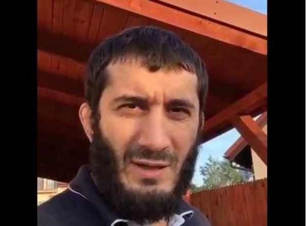 Khalidov odpowiada na oskarżenia: Islam to religia pokoju