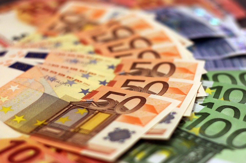 Komisja Europejska: Polska nie jest gotowa do przyjęcia euro