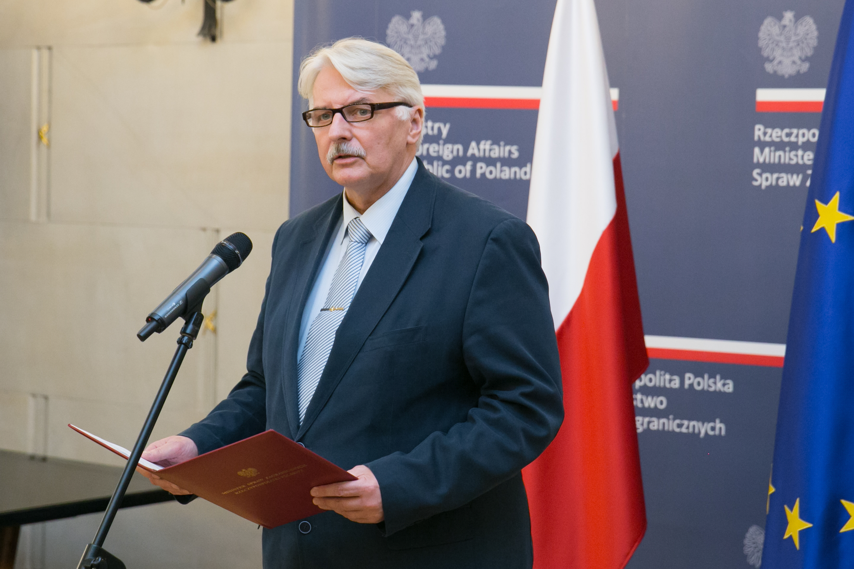 Zakaz używania słowa "Brexit" w MSZ. "Od razu przesądza wynik, to niedopuszczalne"