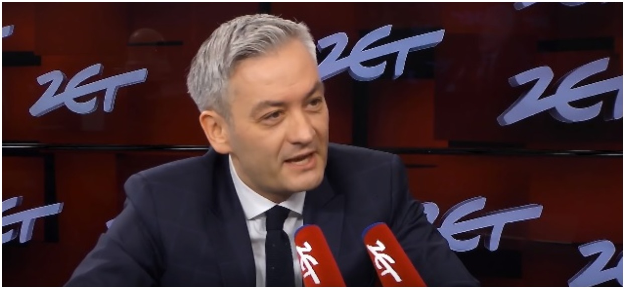 Biedroń miażdży Kaczyńskiego. "BISKUPI, wara od naszych dzieci!"