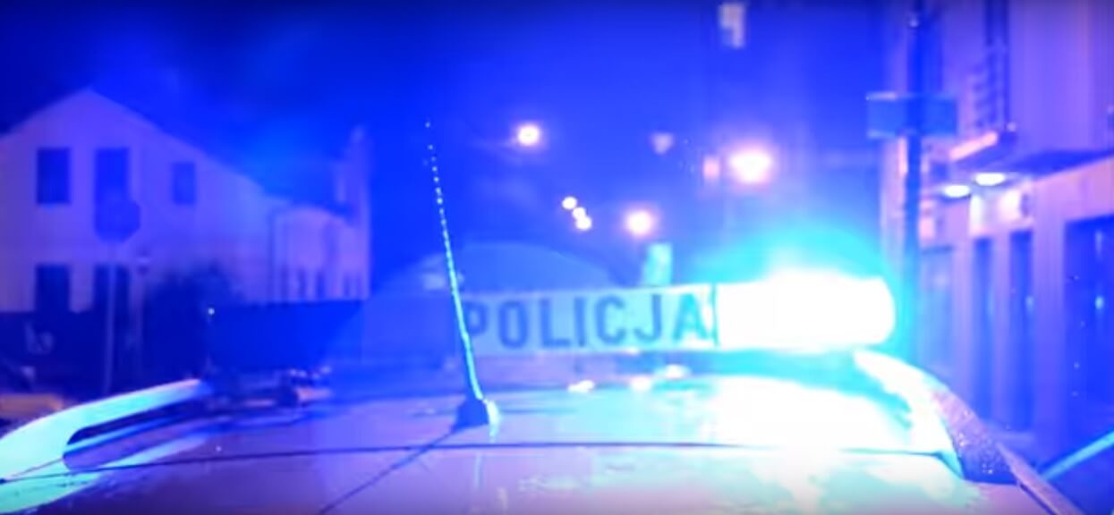 Zwłoki noworodka odnalezione w potoku. Na miejscu tragedii pojawili się funkcjonariusze