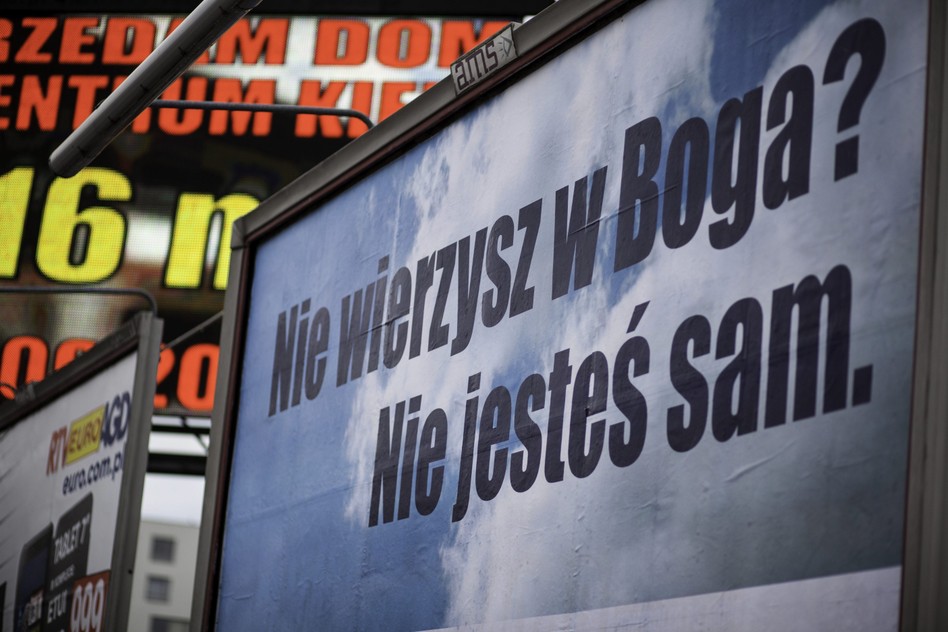 CBOS: Przez ostatnią dekadę podwoiła się liczba osób deklarujących brak wiary