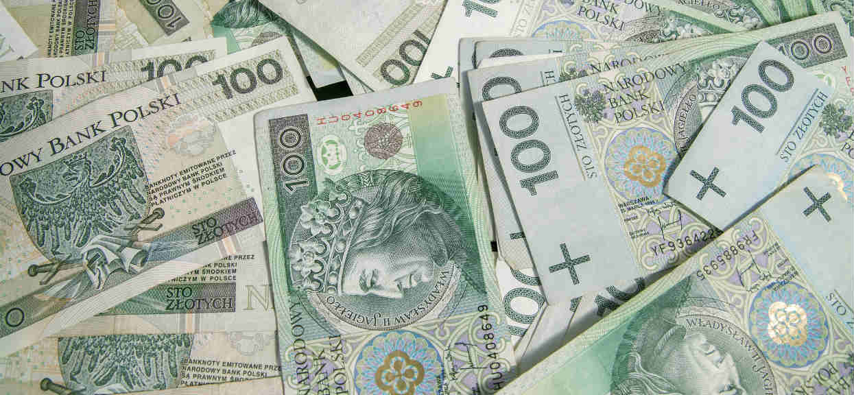 Emerytura plus? Zaufana Kaczyńskiego dostała już pół miliona złotych